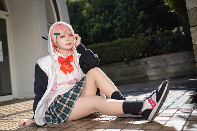 コスプレ】にじさんじ/VTuber・笹木咲のフードパーカー姿に萌える