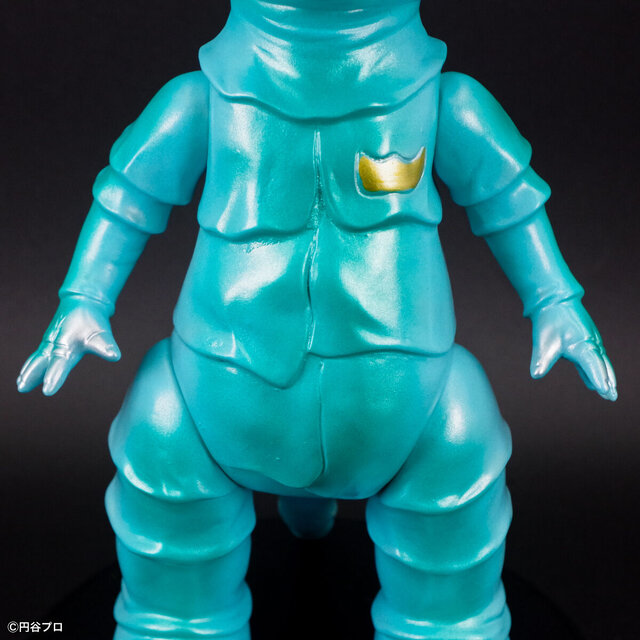 昭和の魂が宿るコレクション！「ウルトラQ」より「カネゴン」「ペギラ