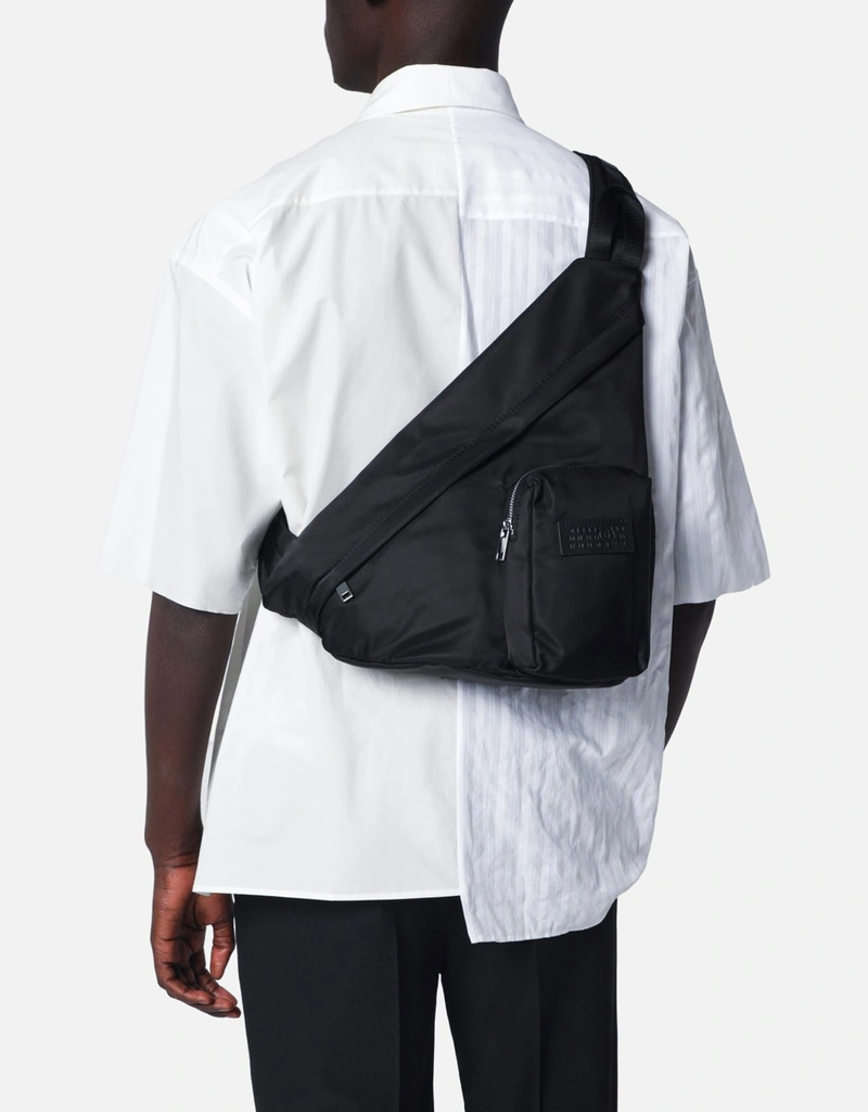 MM6 Maison Margiela メンズブラックナイロンベルトバッグ (バッグ