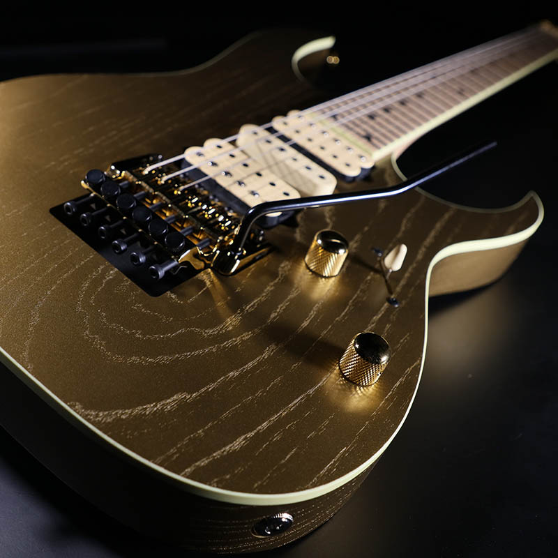 Ibanez（アイバニーズ）の2018楽器フェア出展記念特別企画 ”GOLD