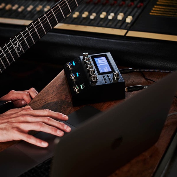 BOSS GT-1000CORE [Guitar Effects Processor] マルチエフェクター