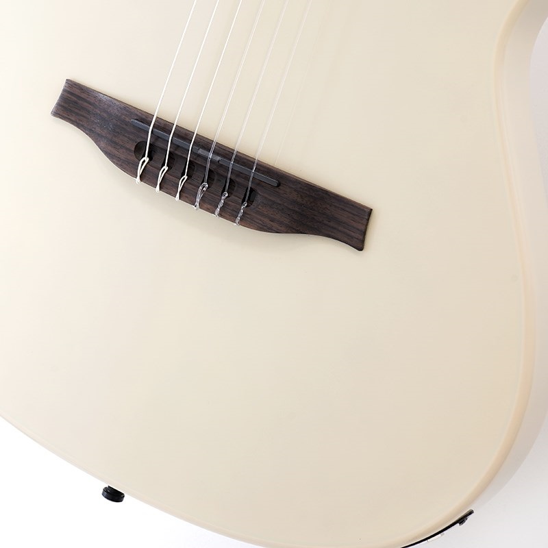 Godin Multiac Mundial Ozark Cream 展示特価！ ｜イケベ楽器店