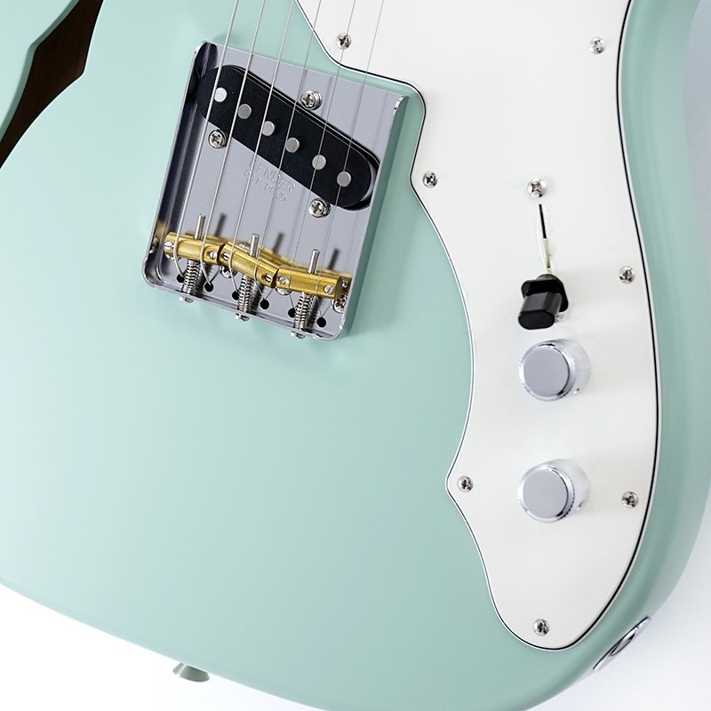 Fender Made in Japan Limited Kusumi Color Telecaster Thinline