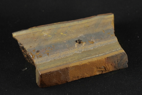 十勝石玲瓏石（レインボーオブシディアン） 原石 142g 天然石販売