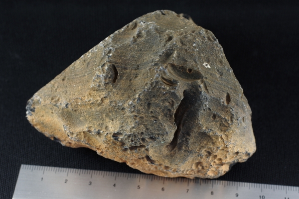 十勝石玲瓏石（レインボーオブシディアン）原石 256g 天然石販売