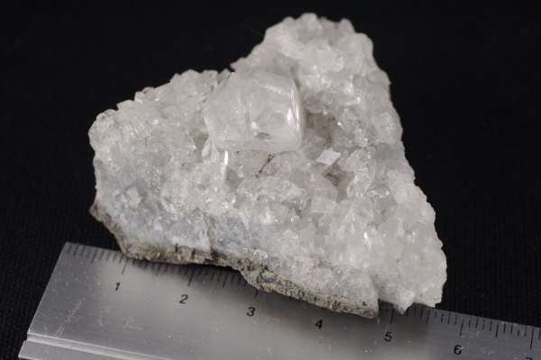 アポフィライトクラスター 56g 天然石販売 名取貴石 天然石・国産