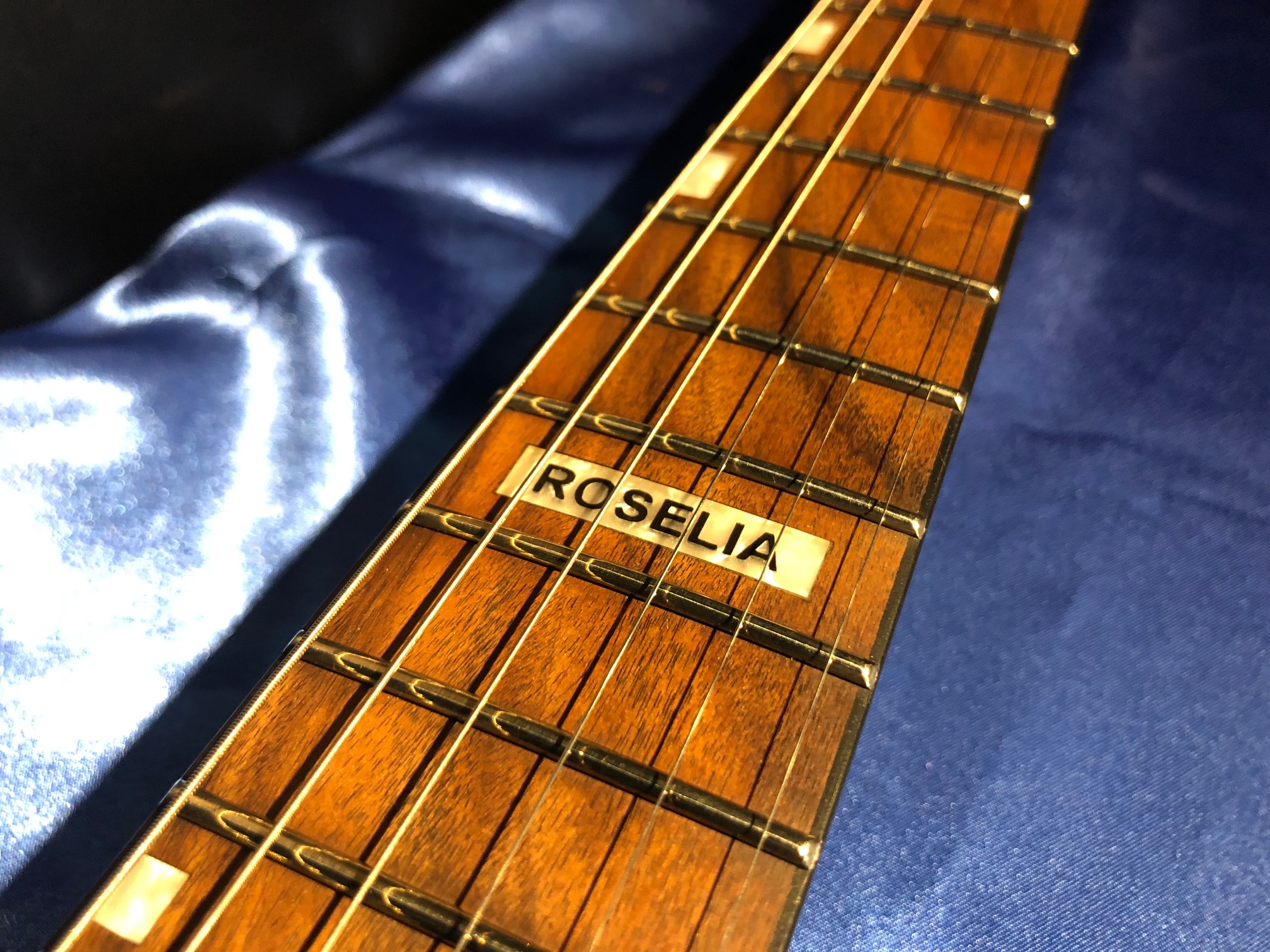 売り切れました！】Roselia 紗夜モデルが緊急入荷！！ | イシバシ楽器