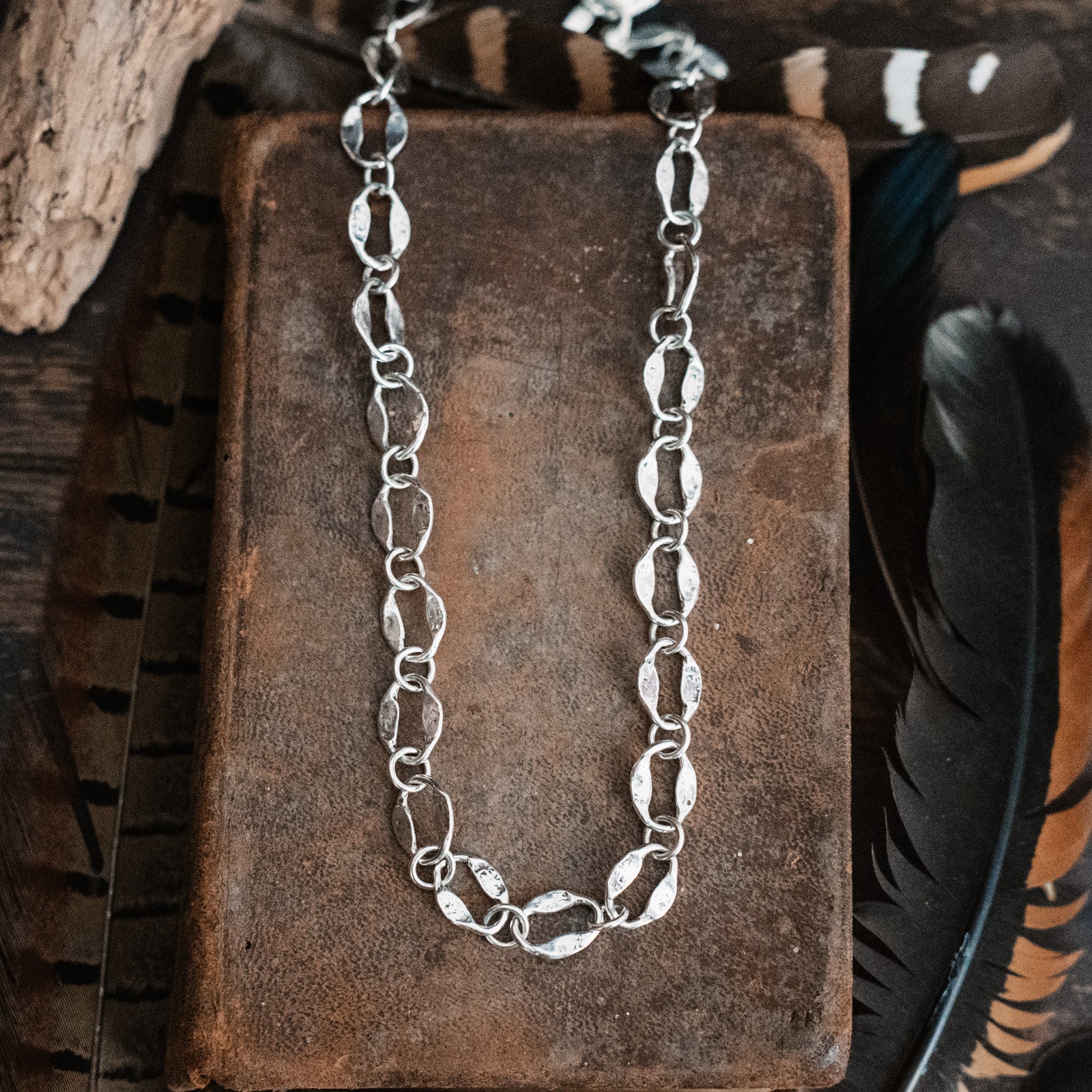 Oval Hammered Chunky Chain Silver Necklace - Island Cowgirl