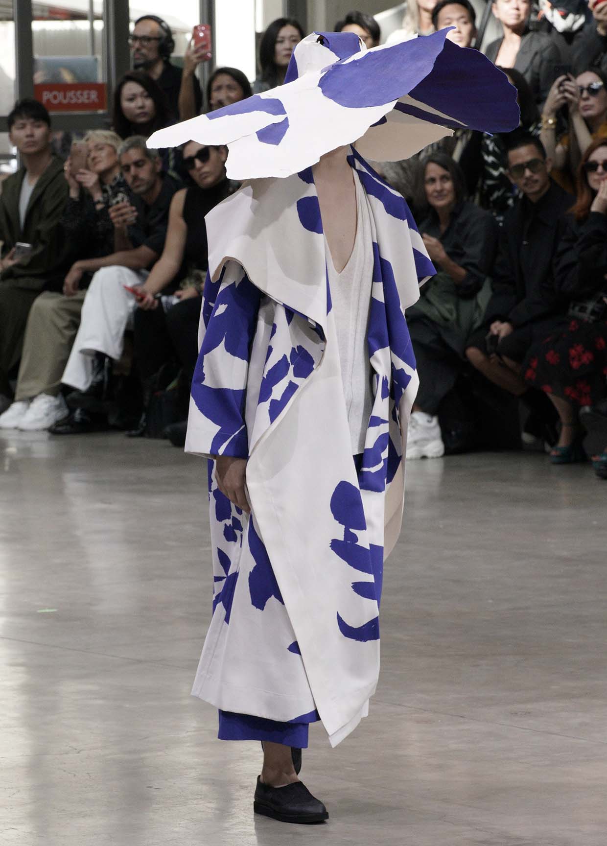 ISSEY MIYAKE SPRING SUMMER 2020 コレクション 13 – isseymiyake.com