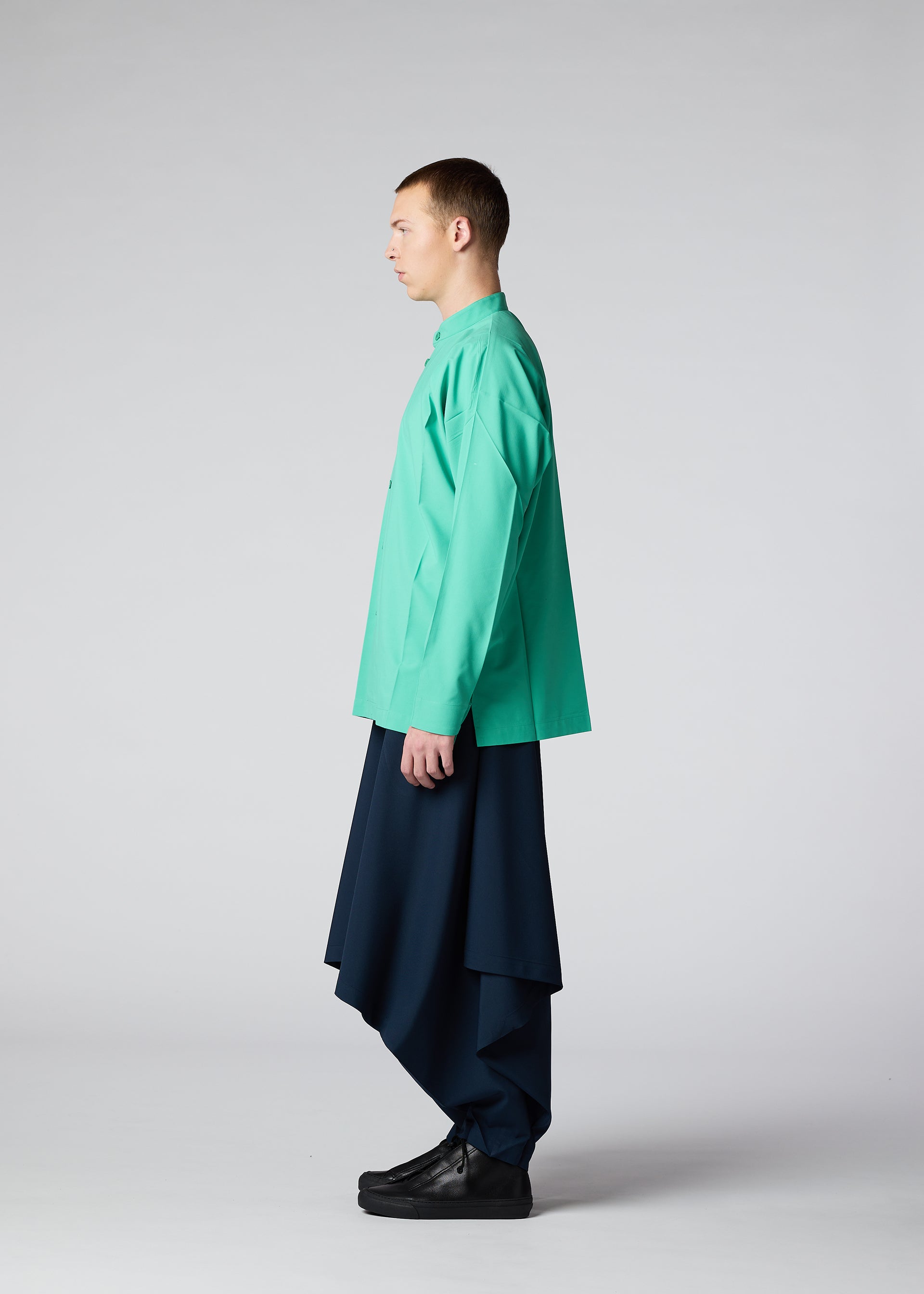 BIG PLEATS SHIRT – isseymiyake.com