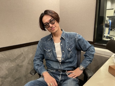 SPARK : J-WAVE 81.3 FM RADIO