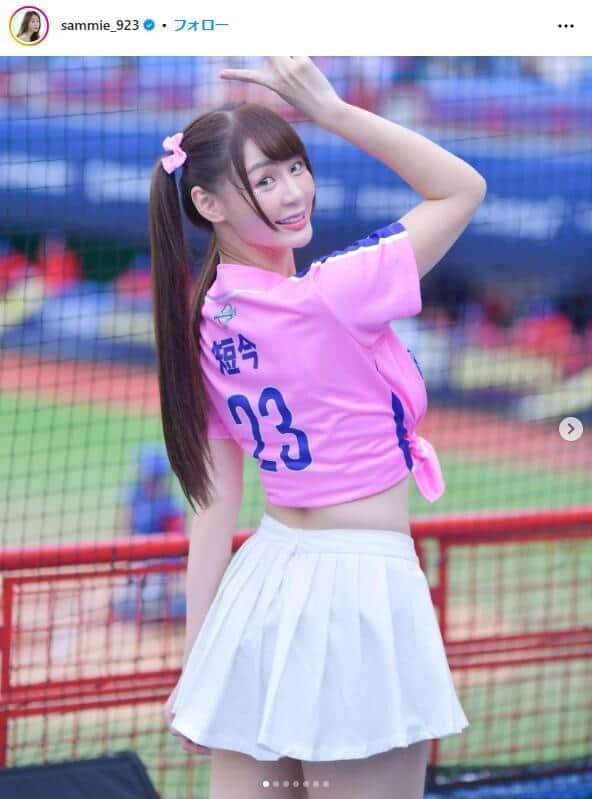 台湾の人気チア、上も下も「短め」ユニで応援 「超スイートでキュート