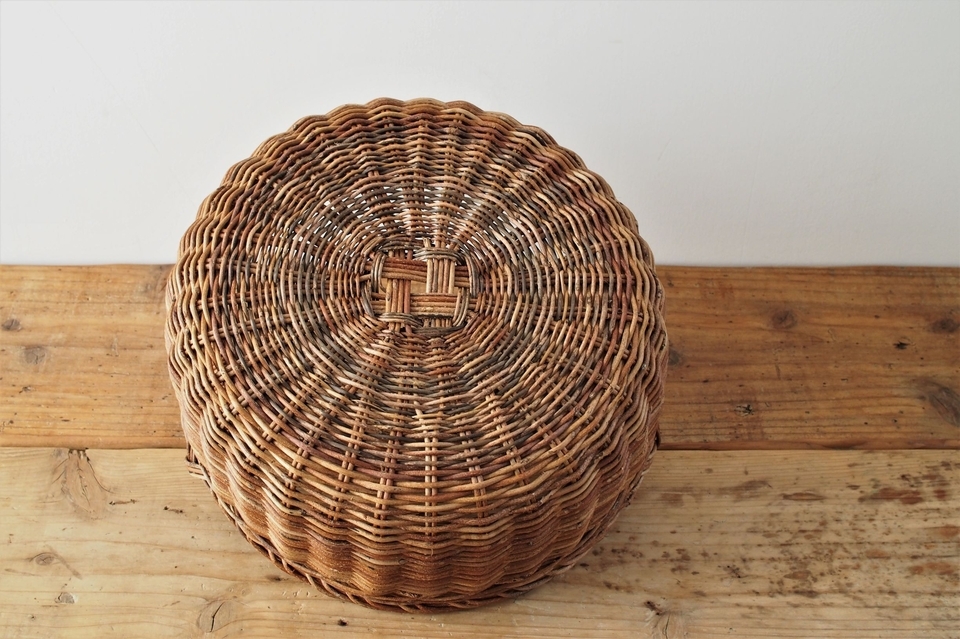 あけびの両手付き丸バスケット - ウェブショップ - jokogumo - よこぐも