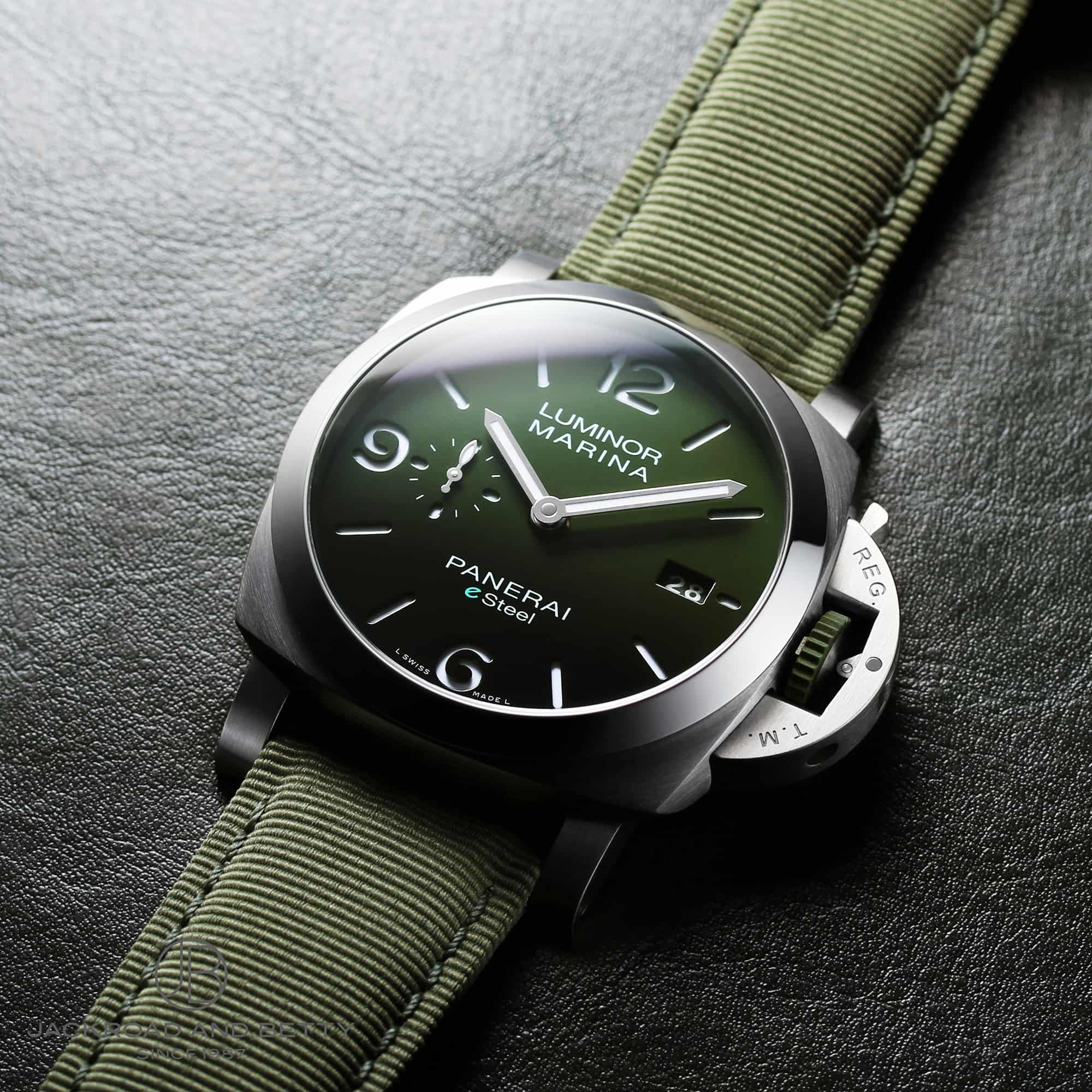 ルミノールマリーナ ESteel ヴェルデ ズメラルド[PAM01356] Luminor