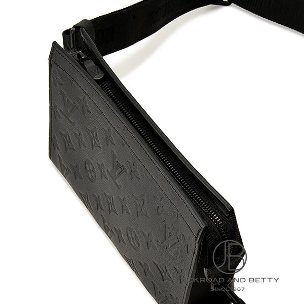 ガストン・ウェアラブル ウォレット モノグラム シャドウ ブラック 黒