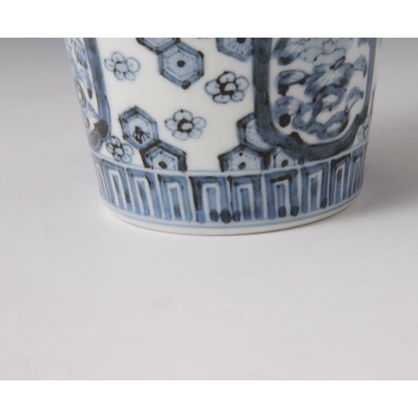 Japan Pottery Net / 染付窓絵亀甲文そば猪口