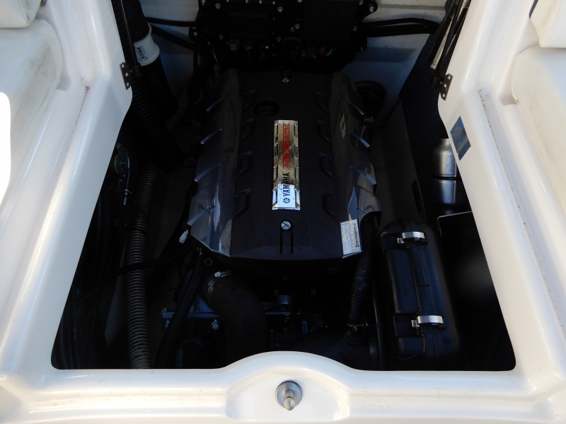 ヤマハ AR-192 極上艇 中古艇・新艇 | 中古・新型ジェットスキー