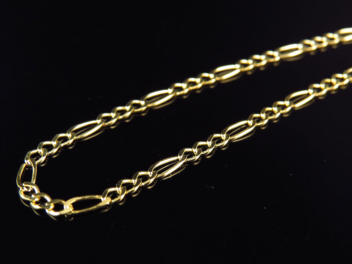 Solid 10K Yellow Gold 2MM Figaro Chain Necklace in Lobster Clasp