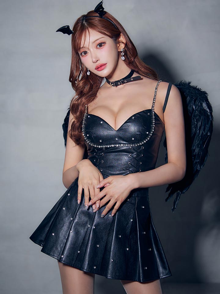ハロウィン】デビルビジューレザープリーツセットアップ【コスプレ6点
