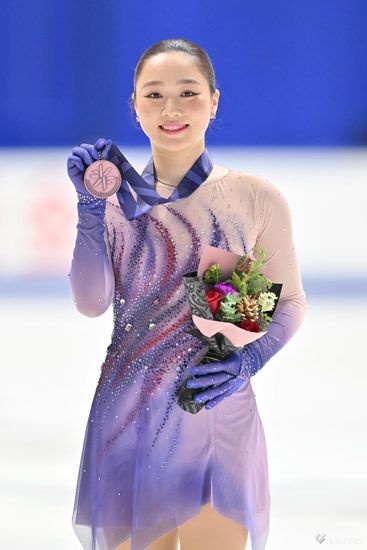 全日本フィギュア女子フリーで3位になっ…：女子フィギュア 樋口新葉