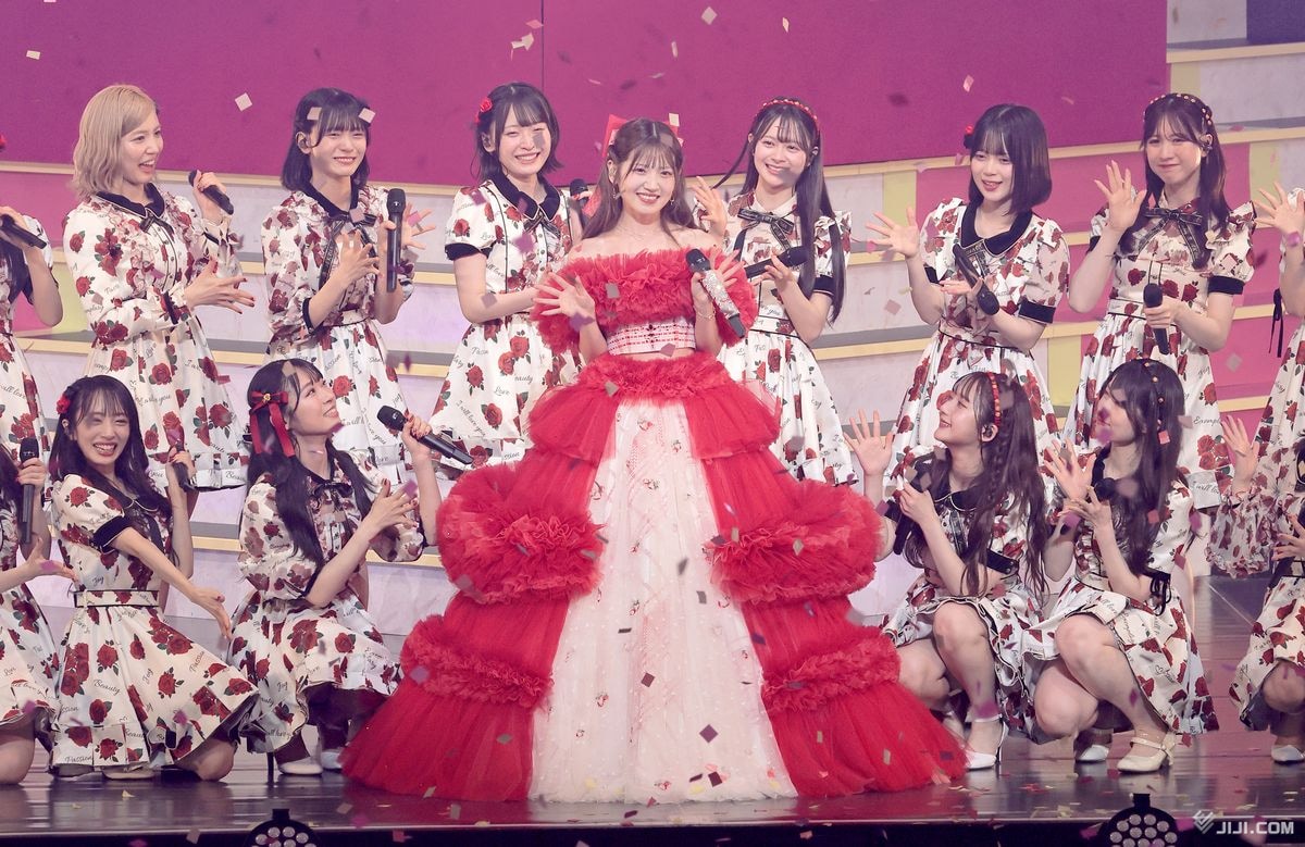 AKB48村山彩希「14年間、楽しい青春をありがとう」 卒コンで