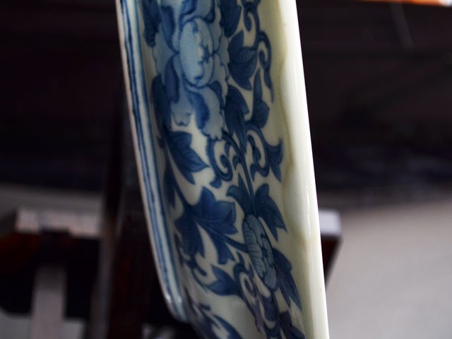 献上手古伊万里焼】飾絵皿（特大）染錦本金鷹絵