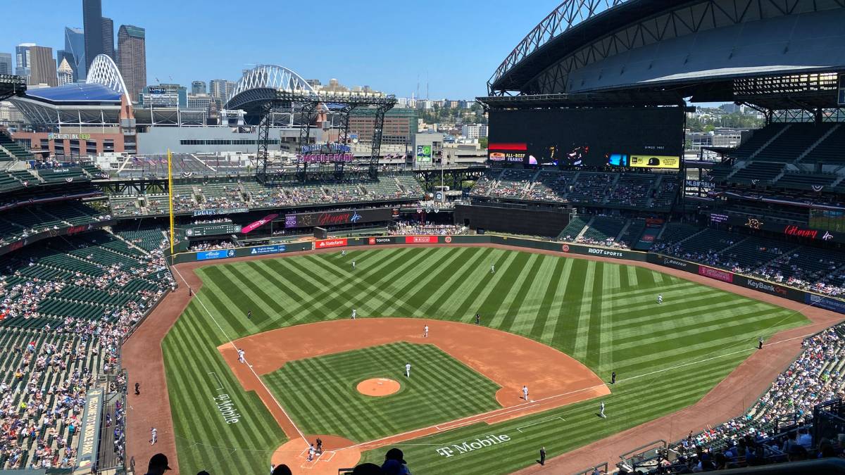 ランディ・ジョンソンの背番号「51」、ついにマリナーズの永久欠番に