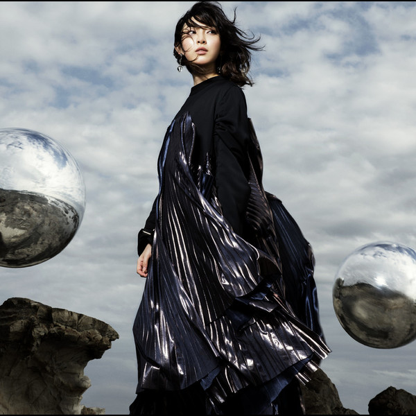 VIZL-1517.jpg?_c=init