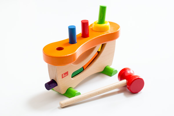 オレンジカーペンター nic｜木のおもちゃ専門店 おもちゃの森sapporo