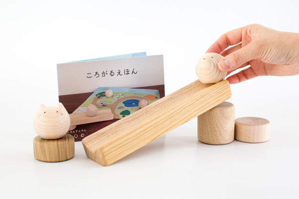 コロガルアニマル 隈本コマ｜木のおもちゃ おもちゃの森sapporo