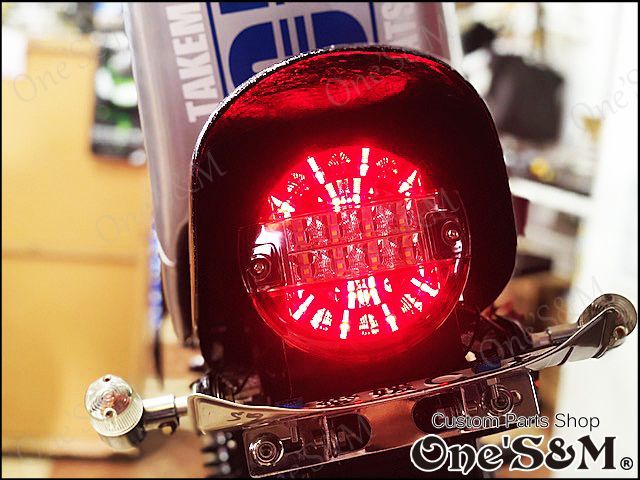 テールカウルに合ったテールレンズを！！ - One'S&Mのブログ♪