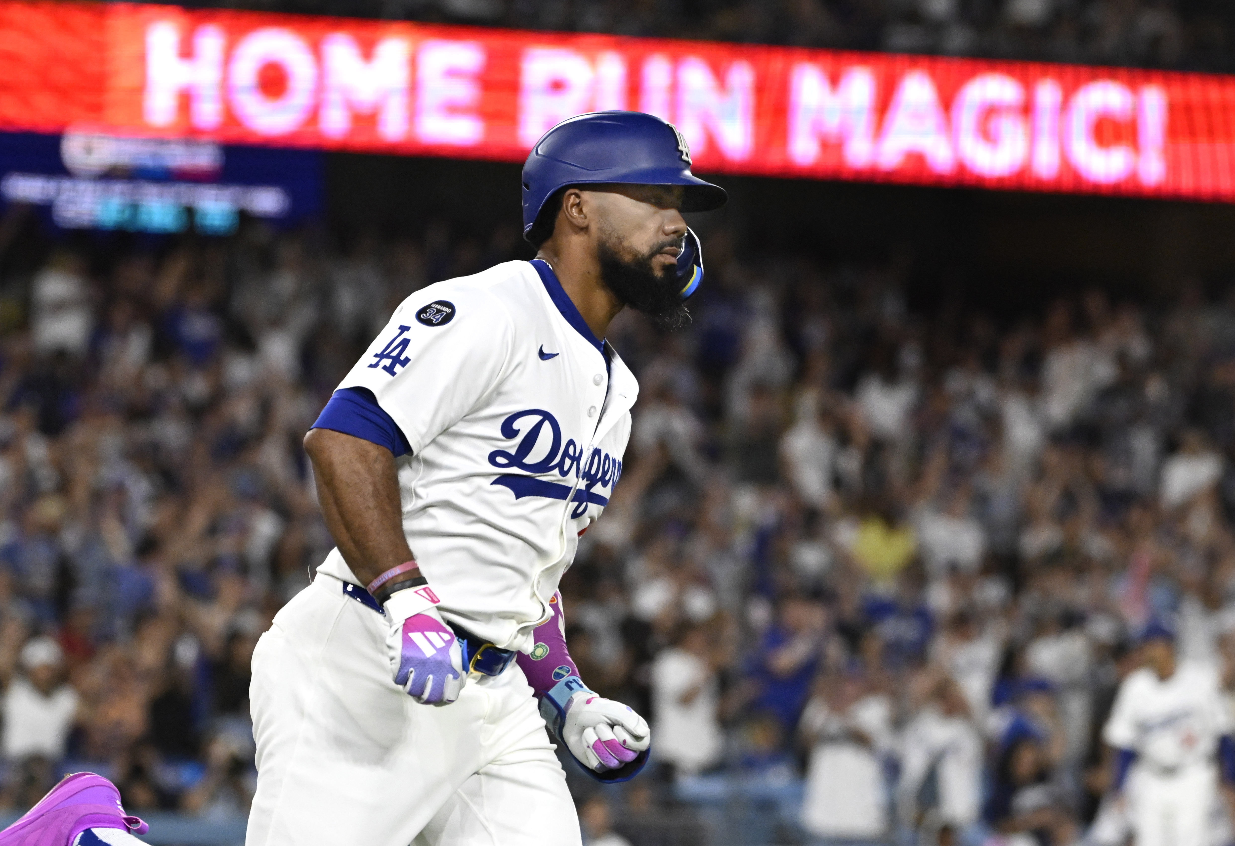 Dodgers' Teoscar Hernandez slimmer and ready to return to left