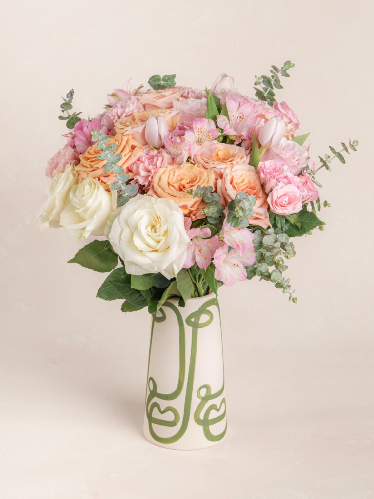 Large Aveline Bouquet | Warm Pastel Flowers | Ode à la Rose