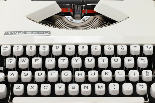 HERMES Baby 中古タイプライター｜タイプライター専門店の尾河商会