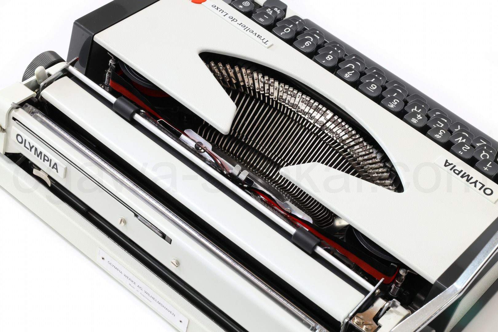 OLYMPIA Traveller de luxe 中古タイプライター｜タイプライター専門店