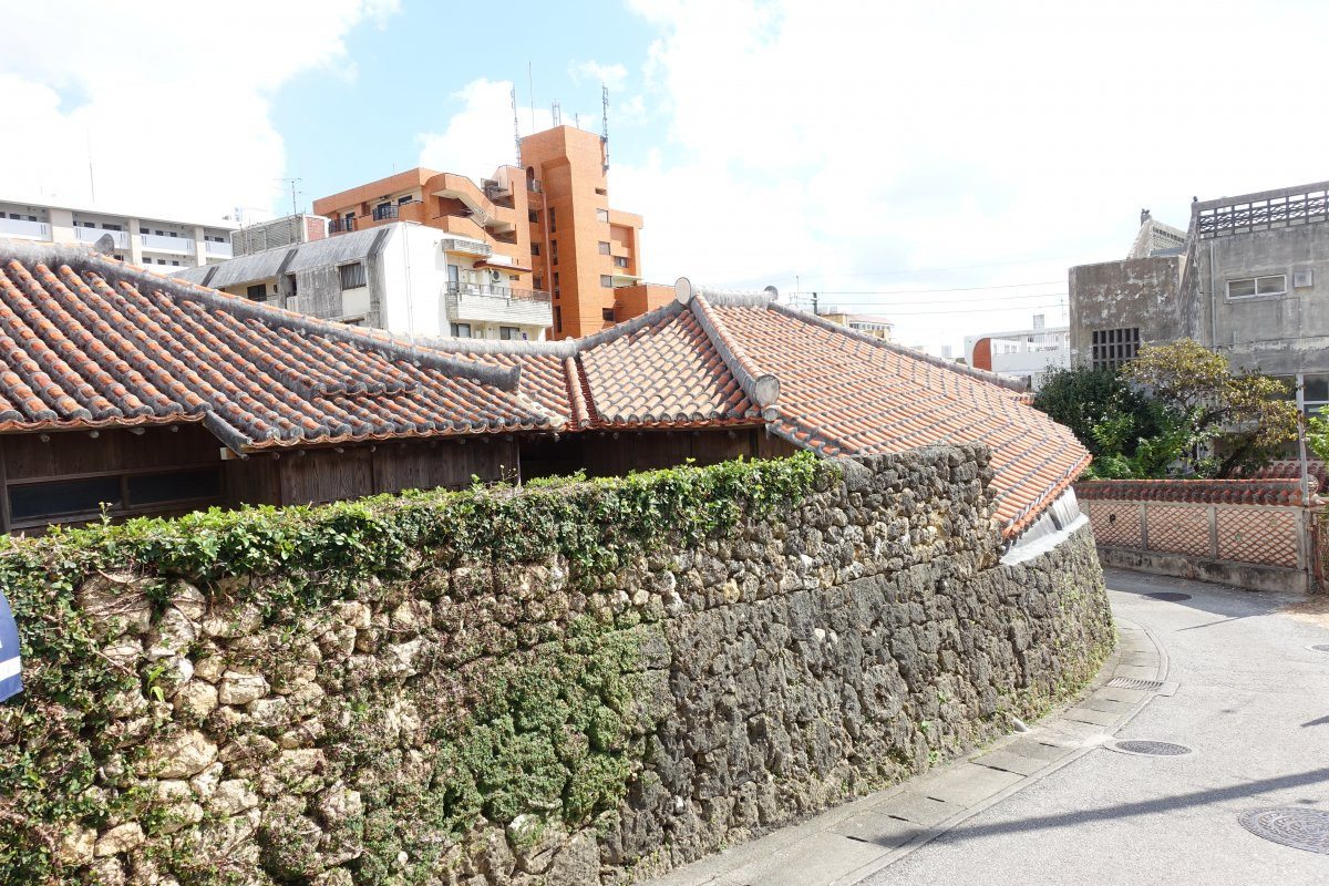 新垣家住宅(国指定重要文化財) | 沖縄観光情報WEBサイト おきなわ物語