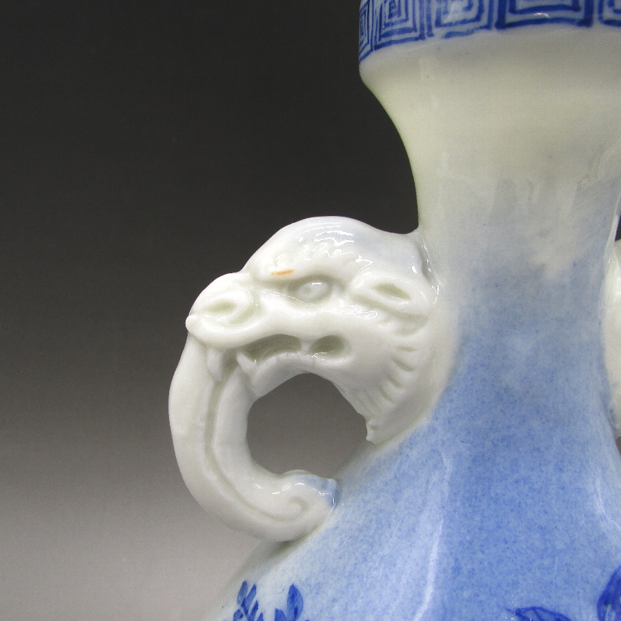 瀬戸焼 加藤勘四郎 染付風景文花瓶 - 敬誠アート [ 公式 ]