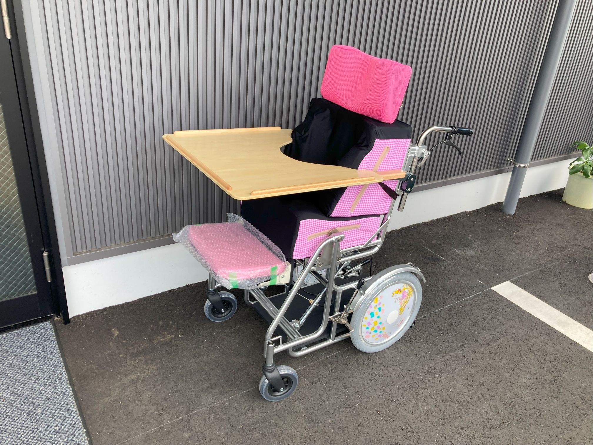 座位保持モールド – オーダーメイド車椅子製造販売・福祉用具の