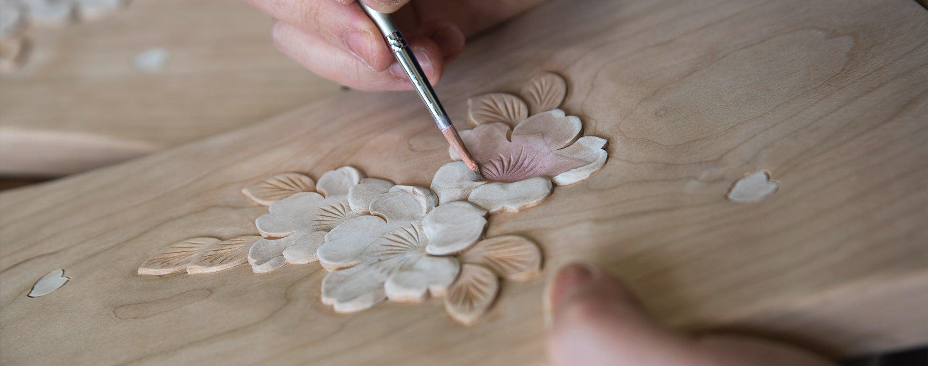 元祖軽井沢彫り｜大坂屋家具店の独自の技術 | 大坂屋家具店
