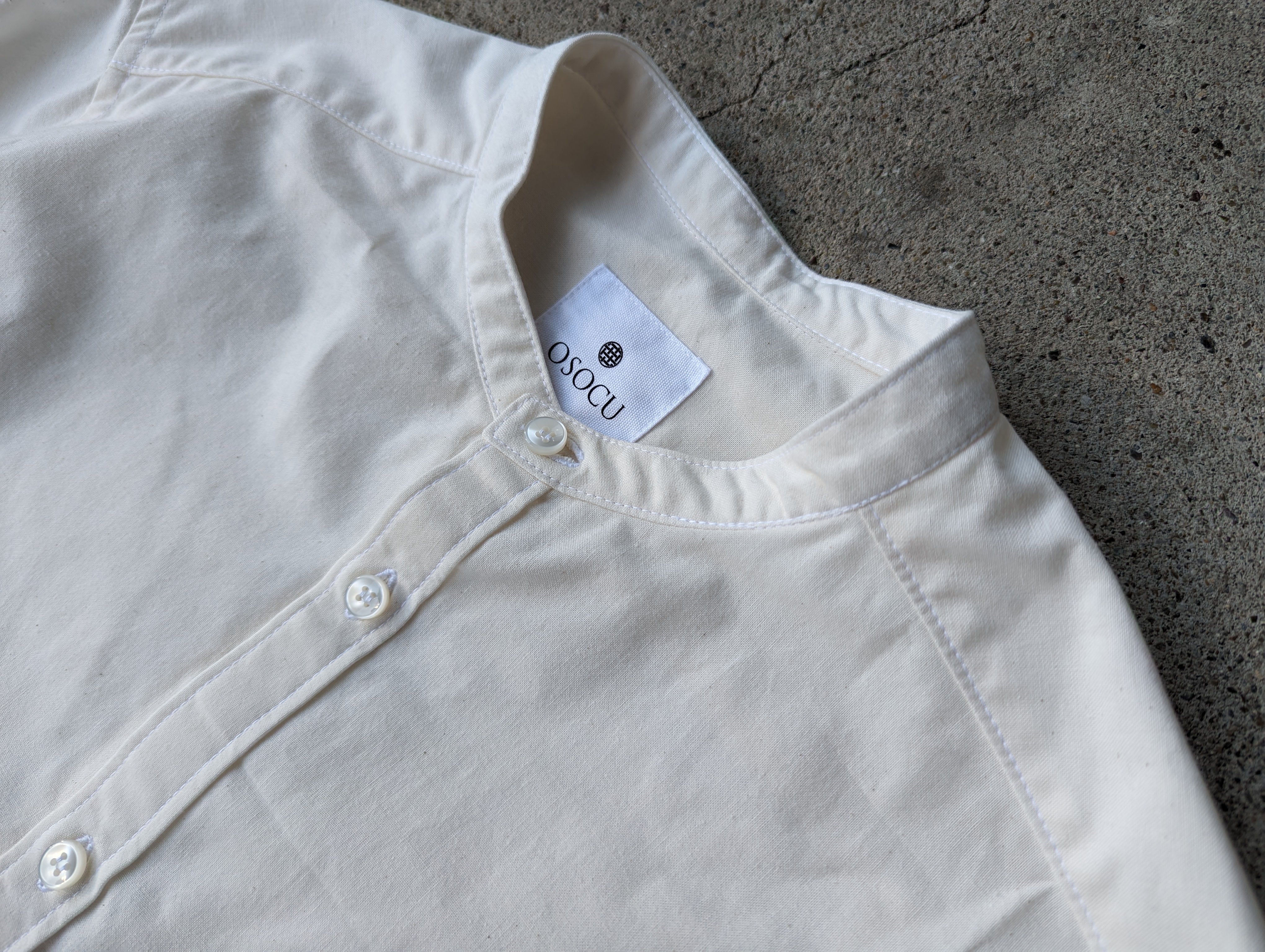 無漂白無染色 知多木綿 バンドカラーシャツ – OSOCU