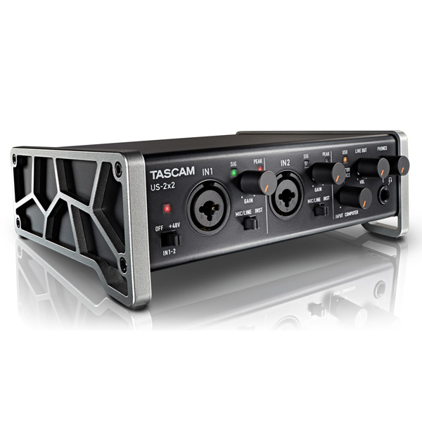 TASCAMのオーディオMIDIインターフェイス、US-2x2のご紹介ページです。