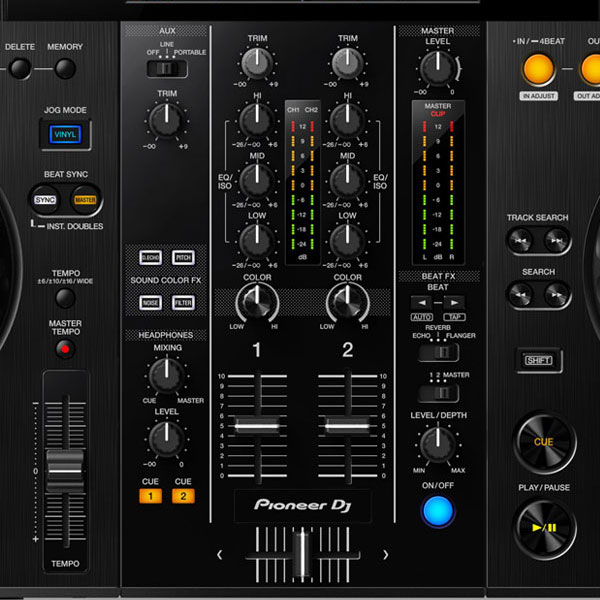 イベント使用品のPioneer DJの一体型DJコントローラー、XDJ-RRのご紹介