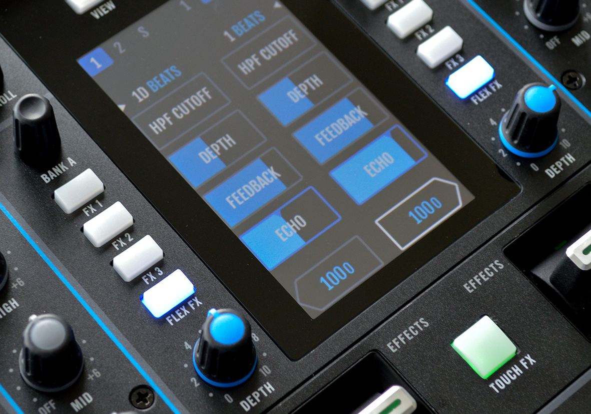 タッチパネル搭載バトルレディー・スクラッチ・ミキサー、RANE SEVENTY-TWO