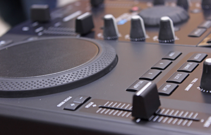 Stanton/データDJシステム/SCS.4DJ ※2GB USB×1本プレゼント！ -DJ機材