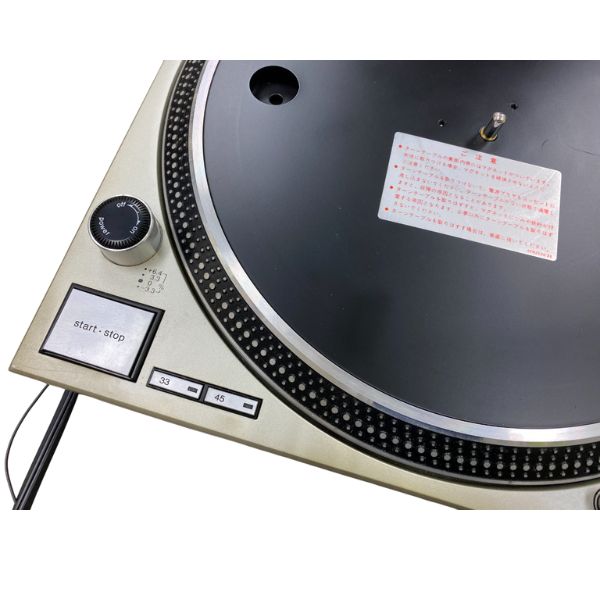 Technicsのターンテーブル、SL-1200MK5 シルバー中古品のご紹介です