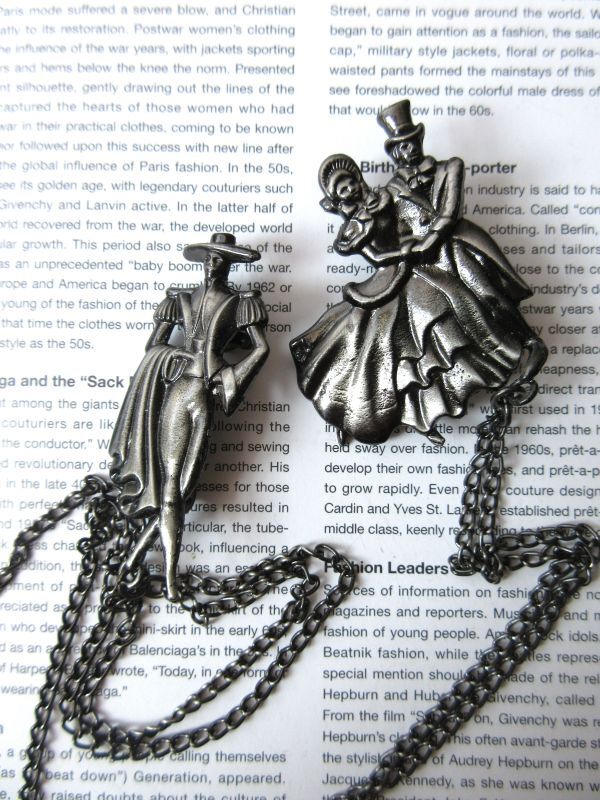 オトナっぽの極み】未使用*貴婦人と紳士のチェーンブローチ - 乙女スタイル