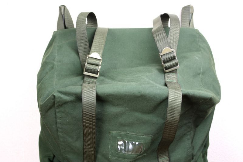 スウェーデン軍 バックパック リュックサック フレーム付き - 北欧