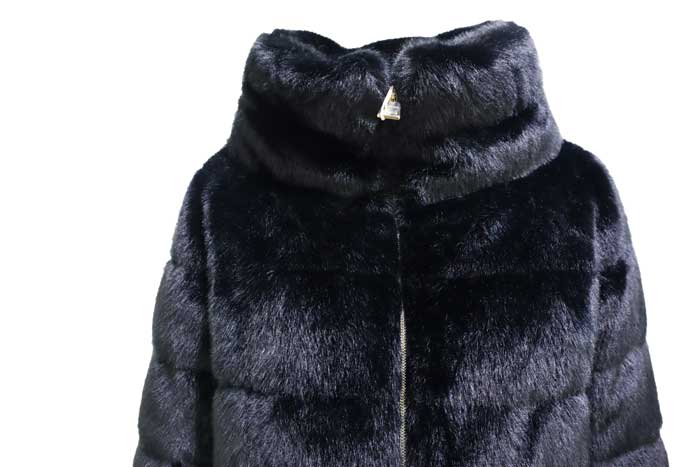 ヘルノ レディース ケープ フェイクファージャケット ブラック