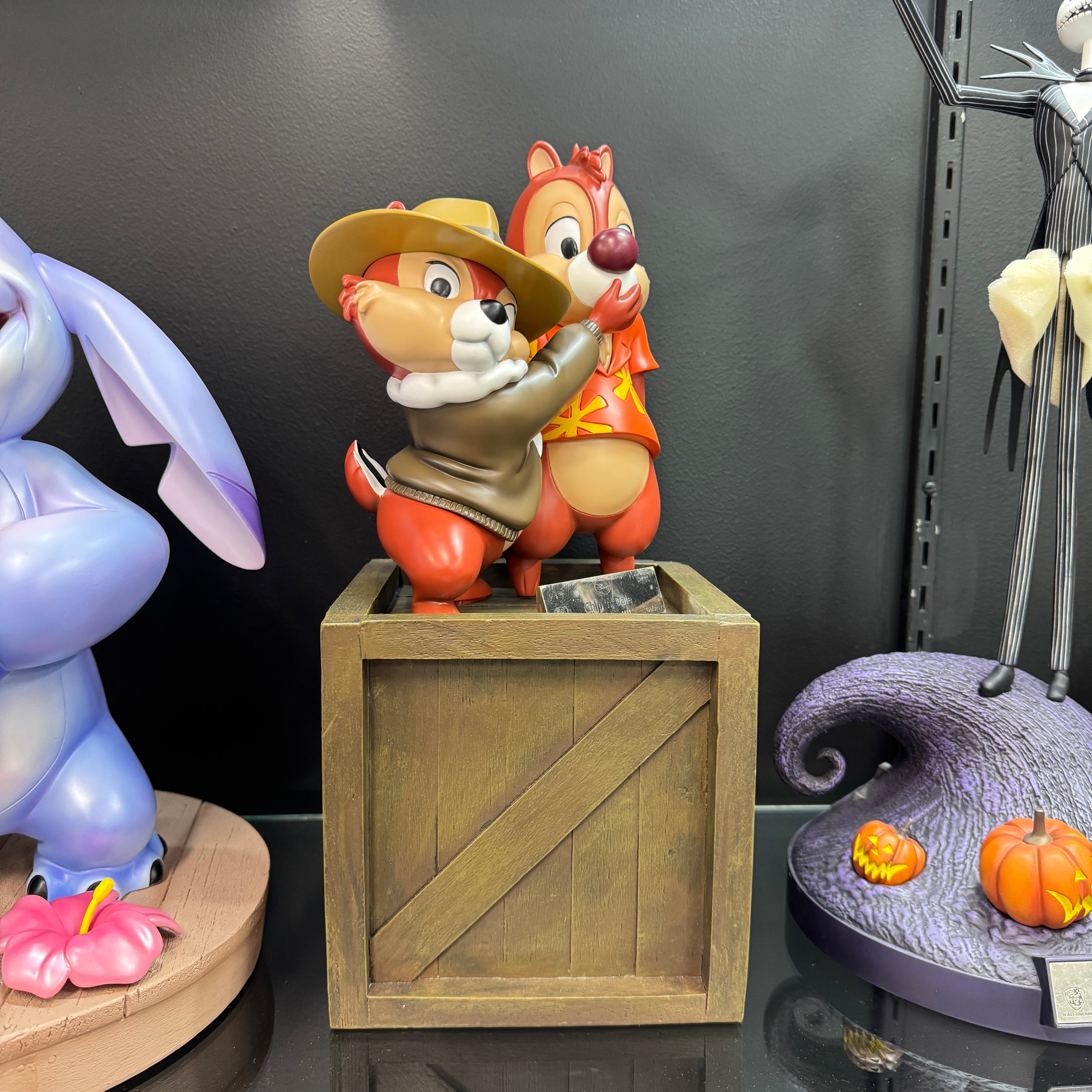 Disney Chip 'n Dale Rescue Rangers Master Craft Table Top Statue