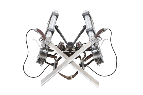 立体機動装置など、USJが新グッズ公開 | Lmaga.jp